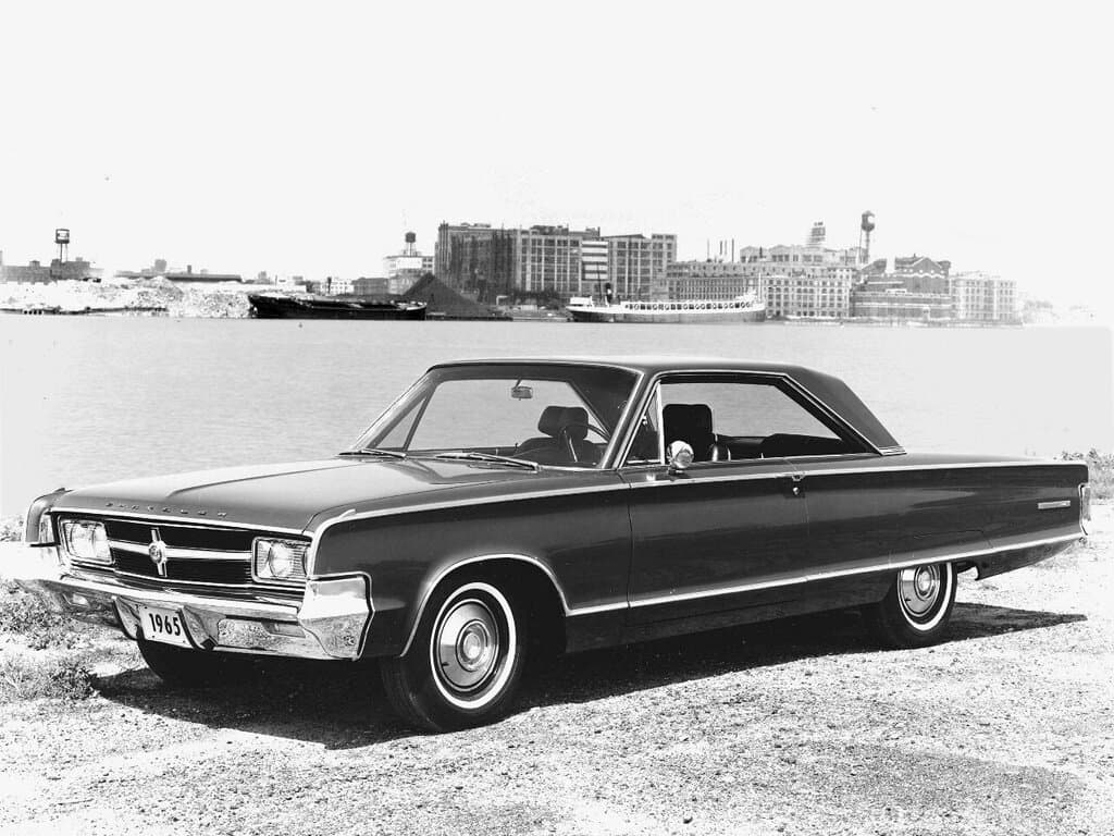 Chrysler 300 Letter Series V (300L) — yandan görünüş