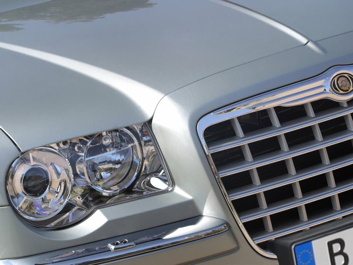 Chrysler 300C I — Fara
