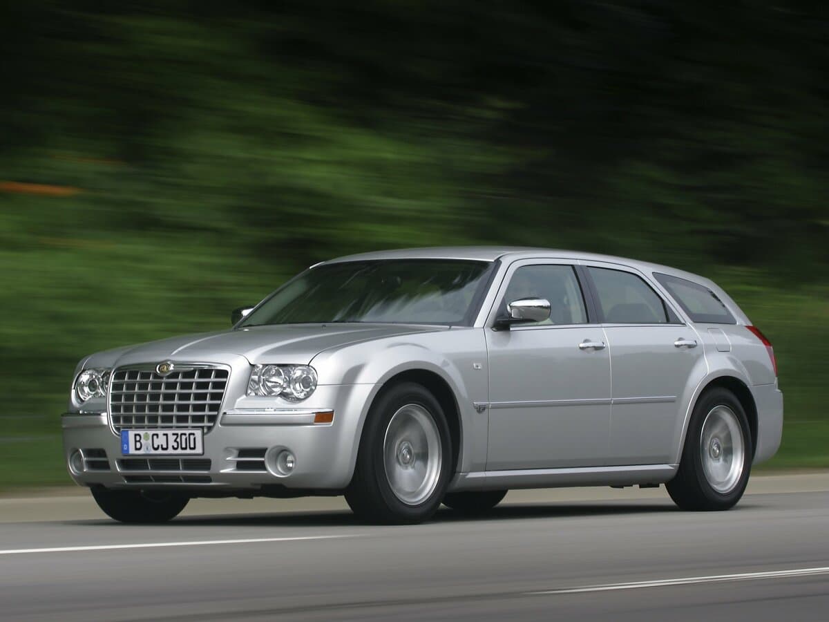 Chrysler 300C I — Əsas şəkil