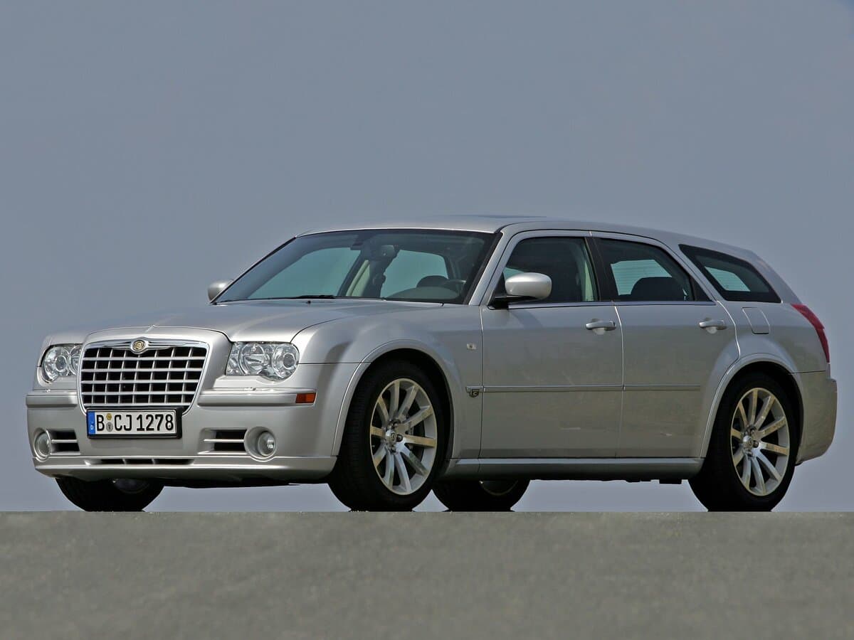 Chrysler 300C I — Əsas şəkil