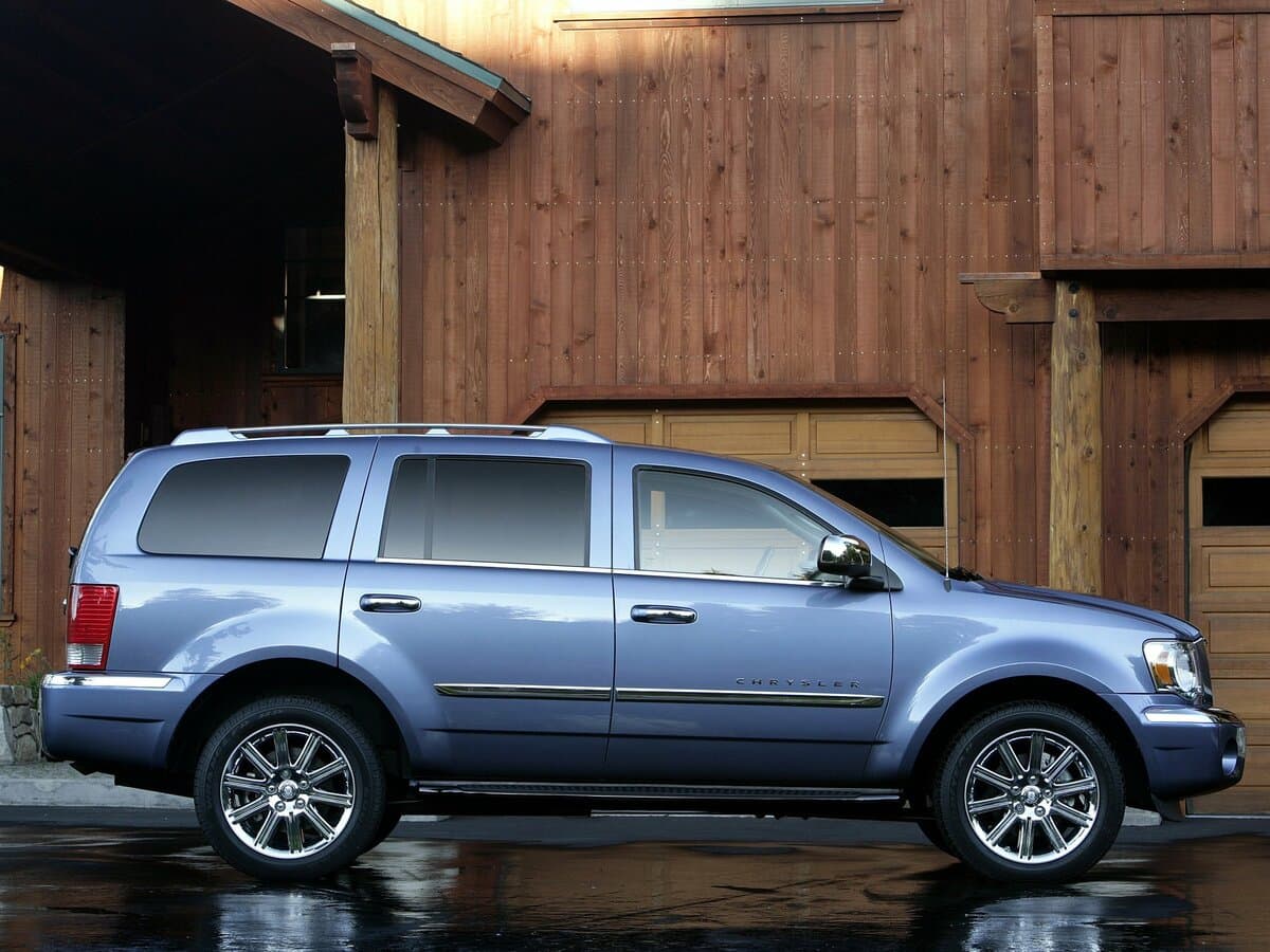 Chrysler Aspen 2006 – 2008 — Yandan