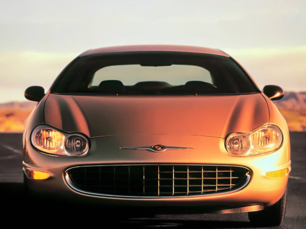 Chrysler Concorde II — Öndən