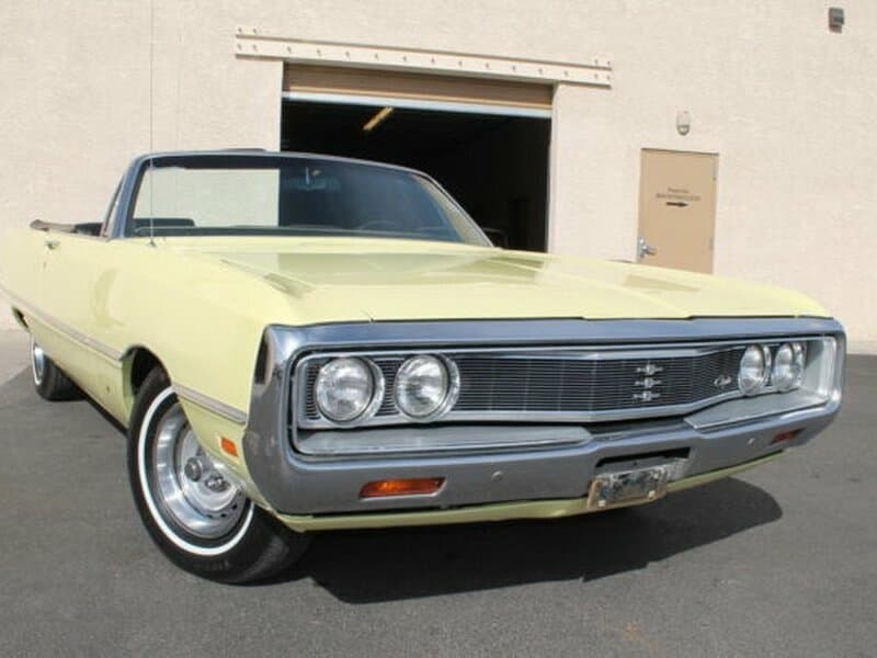 Chrysler Newport V — öndən görünüş