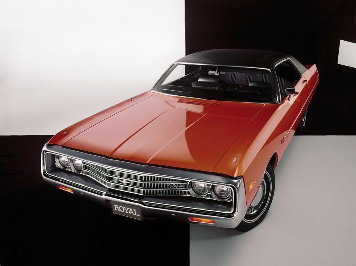 Chrysler Newport V — Öndən