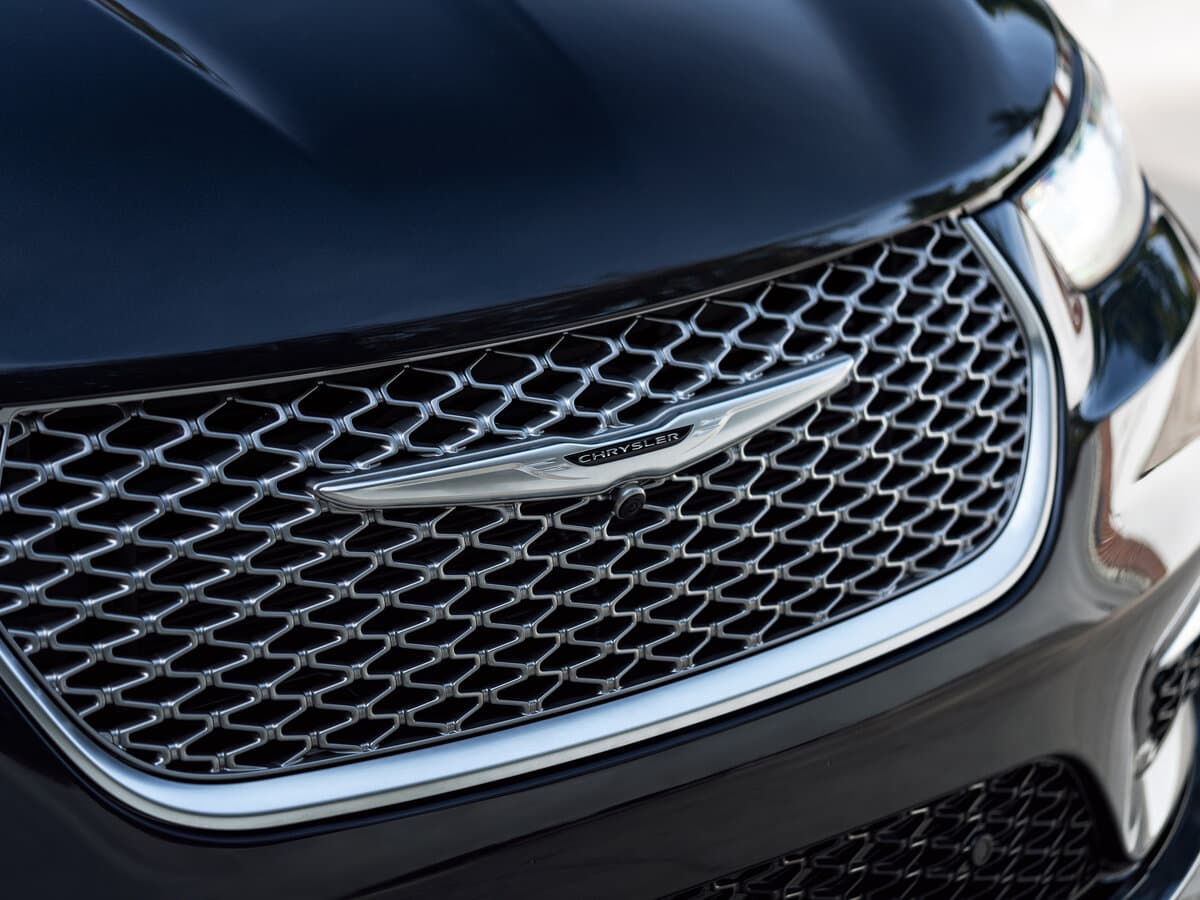 Chrysler Pacifica RU Restayling — Salon, arxadan