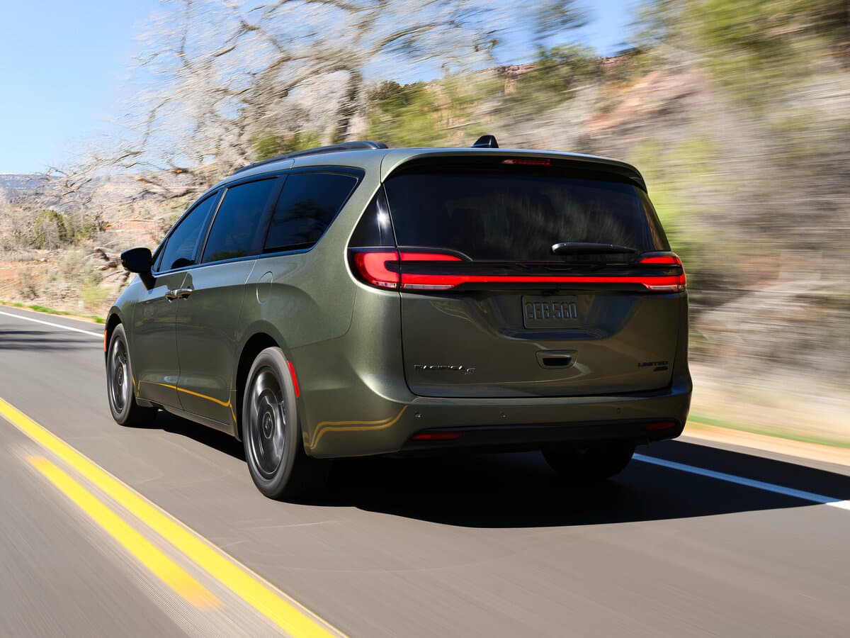 Chrysler Pacifica RU Restayling 2 — Arxadan