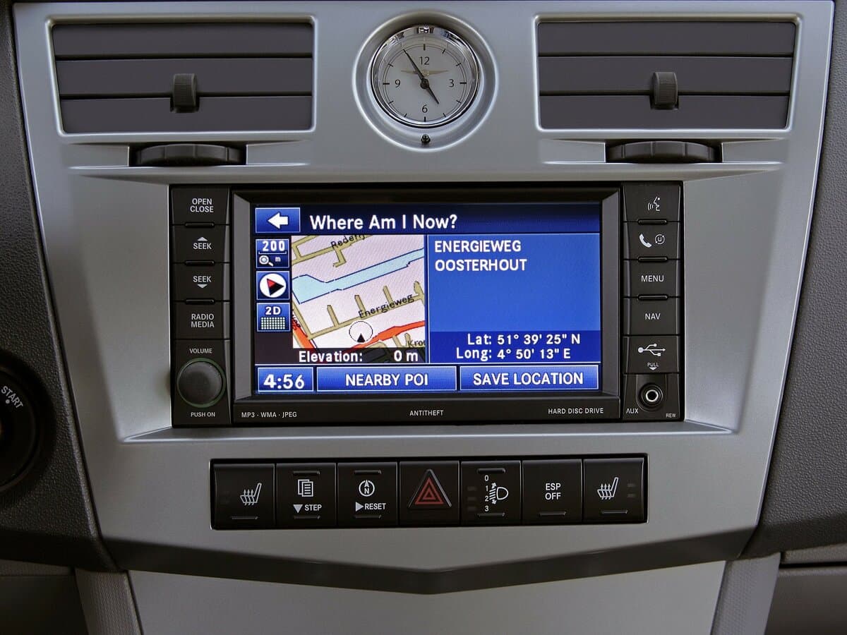 Chrysler Sebring III — Salon, öndən