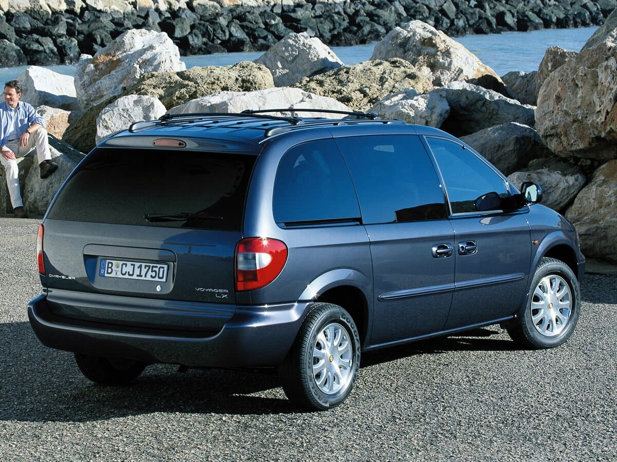 Chrysler Voyager IV — 3/4 arxadan