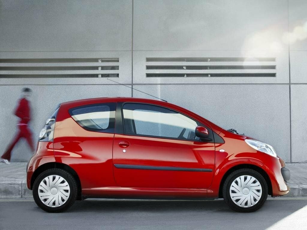 Citroen C1 I — Yandan