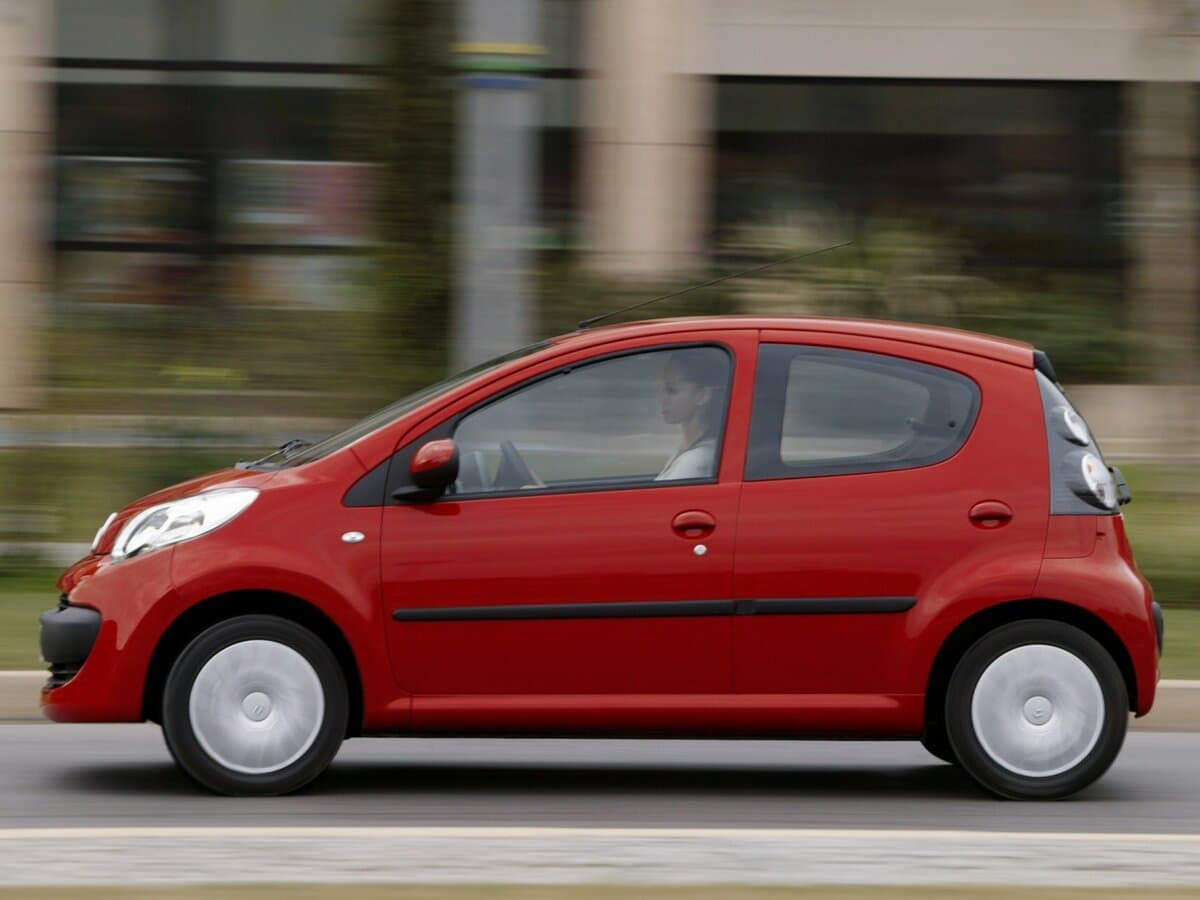 Citroen C1 I — Yandan