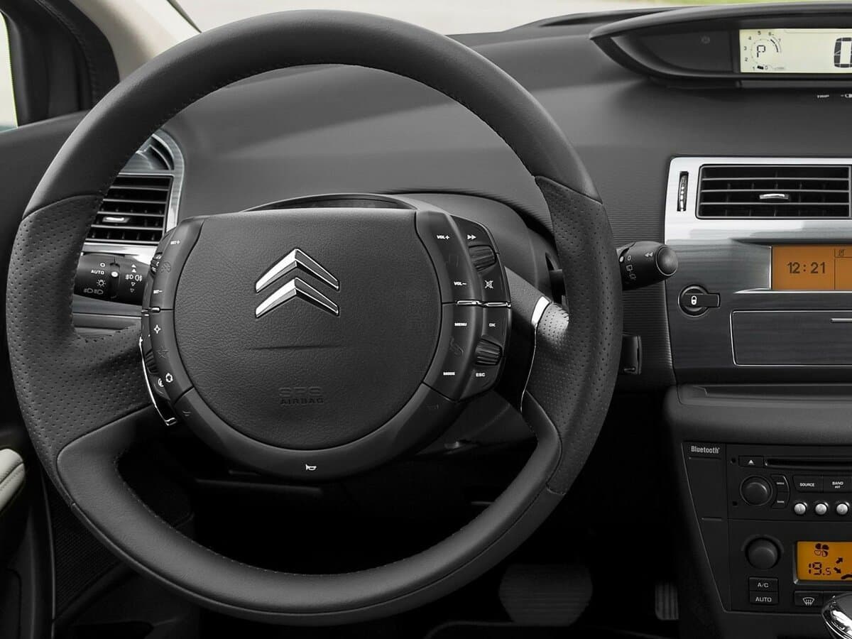 Citroen C4 I Restayling — Sükan