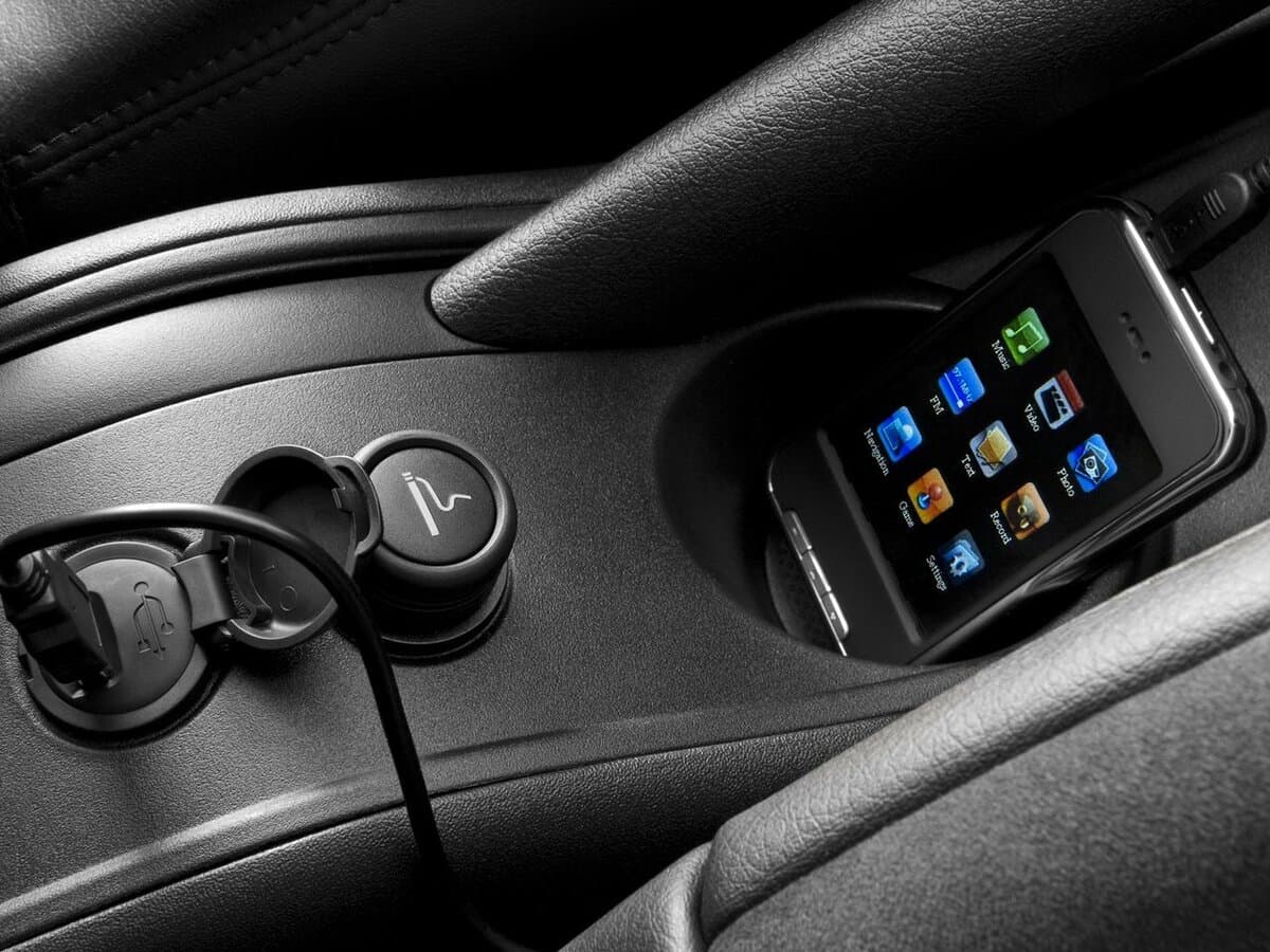 Citroen C4 I Restayling — Salon, arxadan