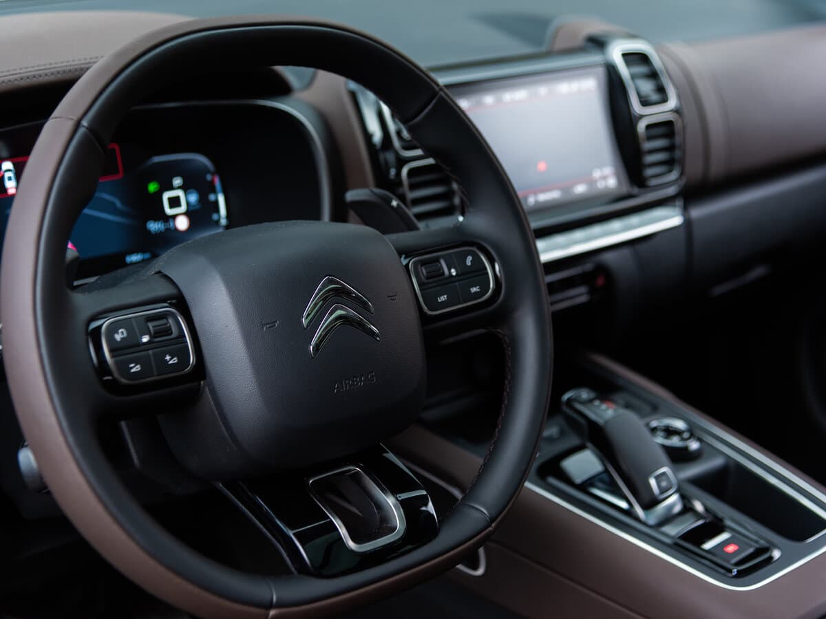 Citroen C5 Aircross I — Sükan