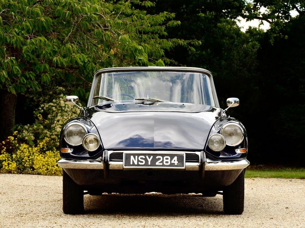 Citroen DS I Restayling 1 — Öndən