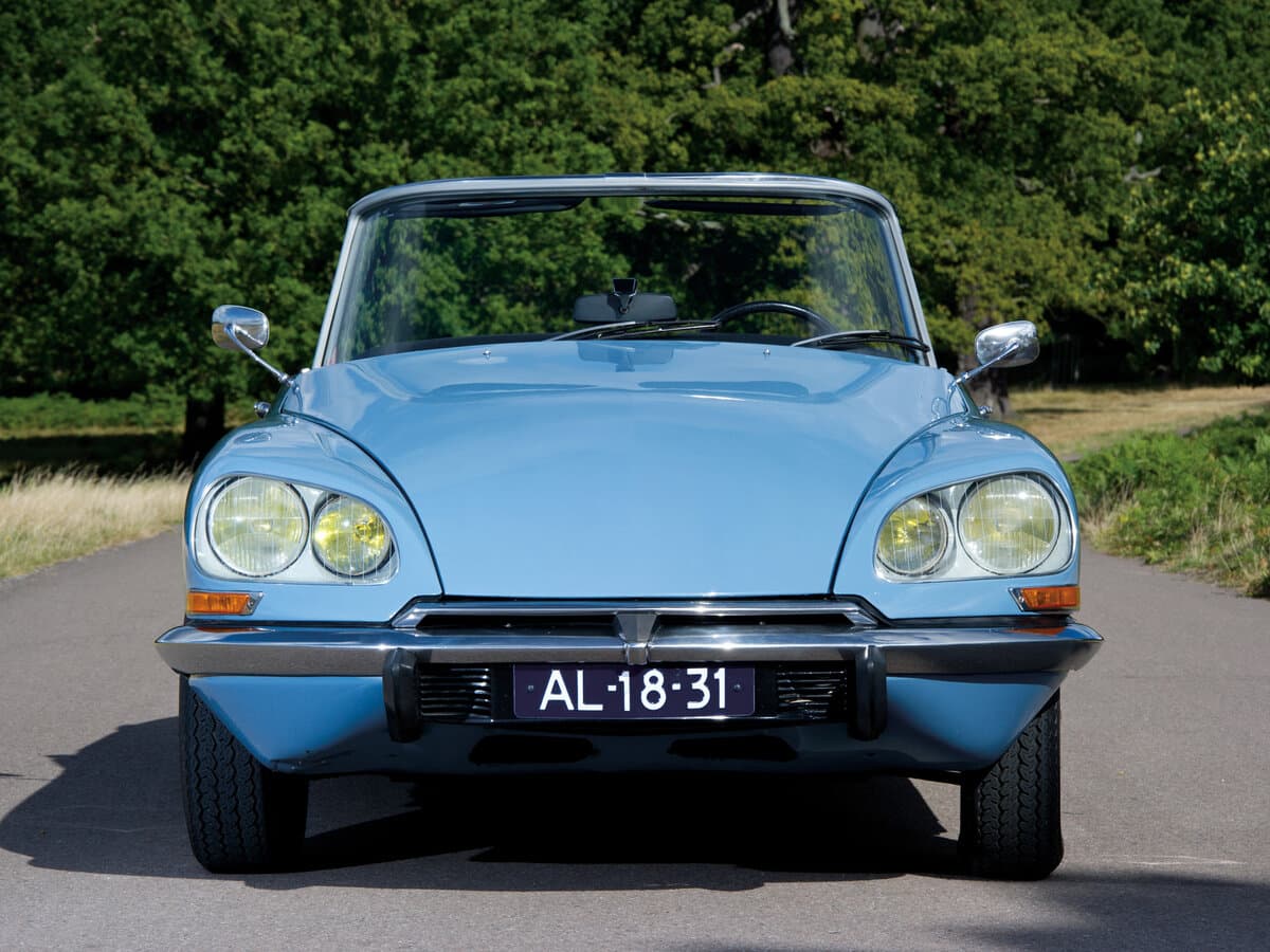 Citroen DS I Restayling 2 — Öndən