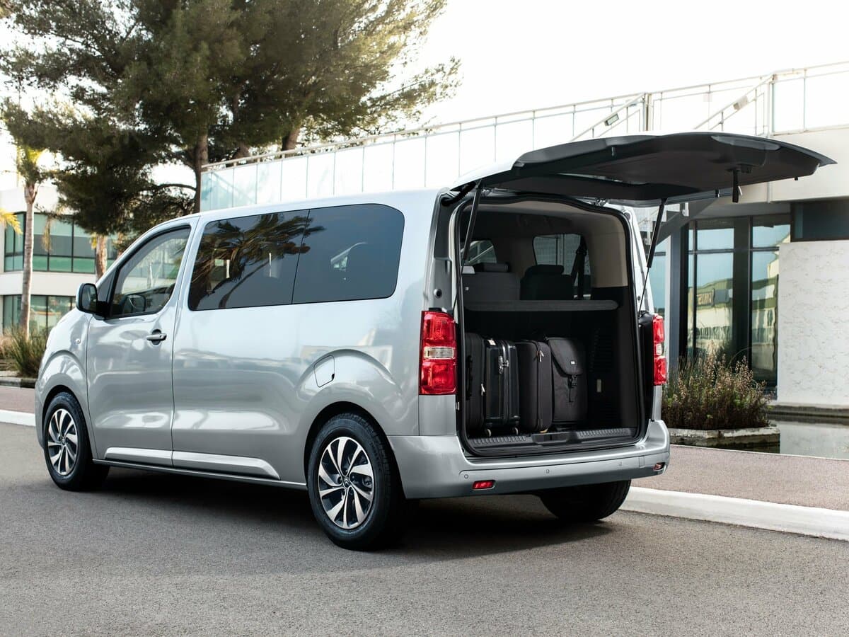 Citroen SpaceTourer I — 3/4 arxadan