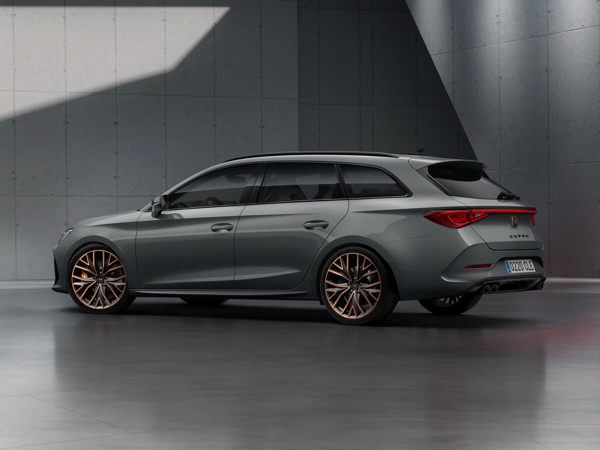Cupra Leon I Nəsil — 3/4 arxadan