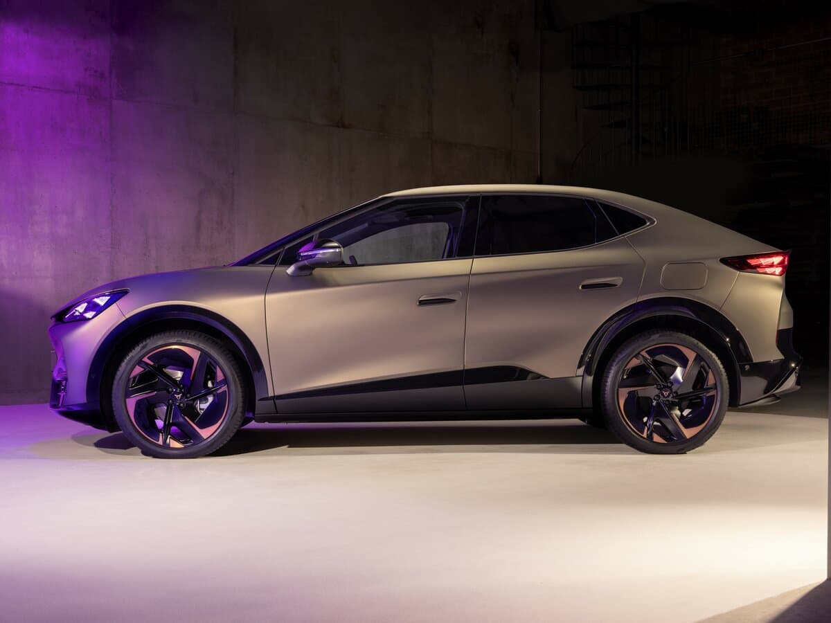 Cupra Tavascan 2023 – indiyədək — Yandan