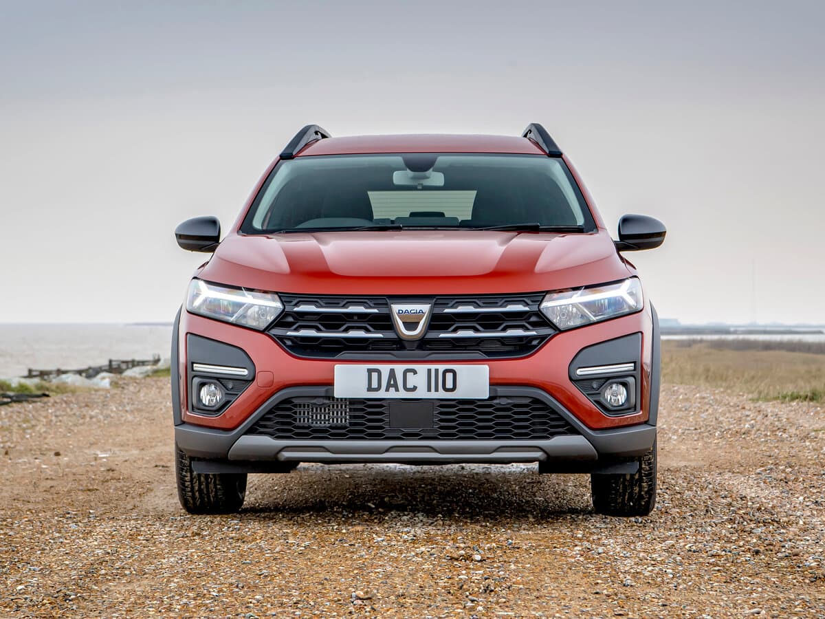 Dacia Jogger I — Öndən