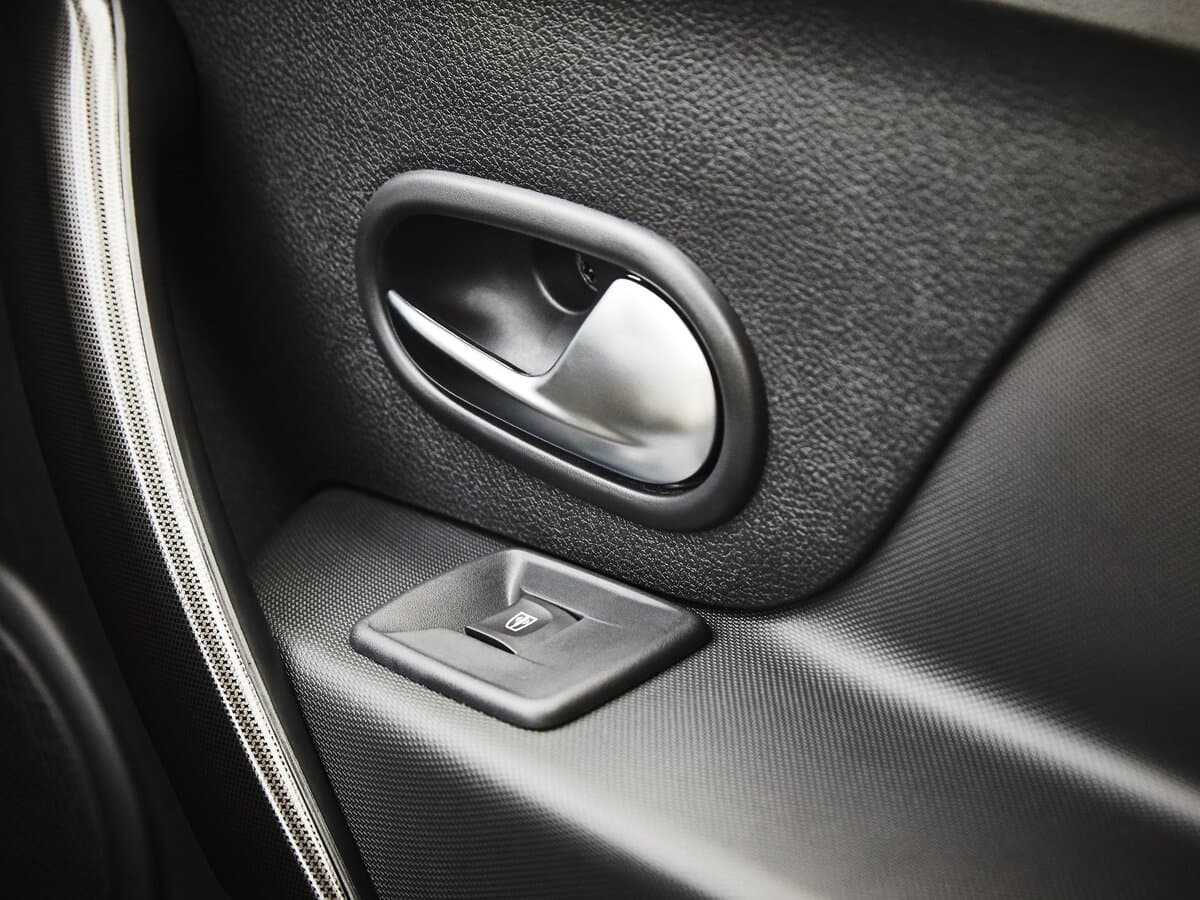 Dacia Logan II Restayling — Qapı