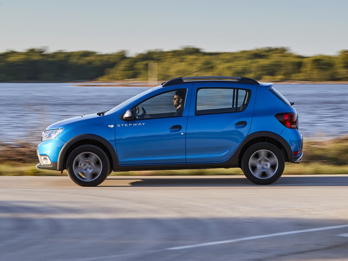 Dacia Sandero II Restayling — Yandan