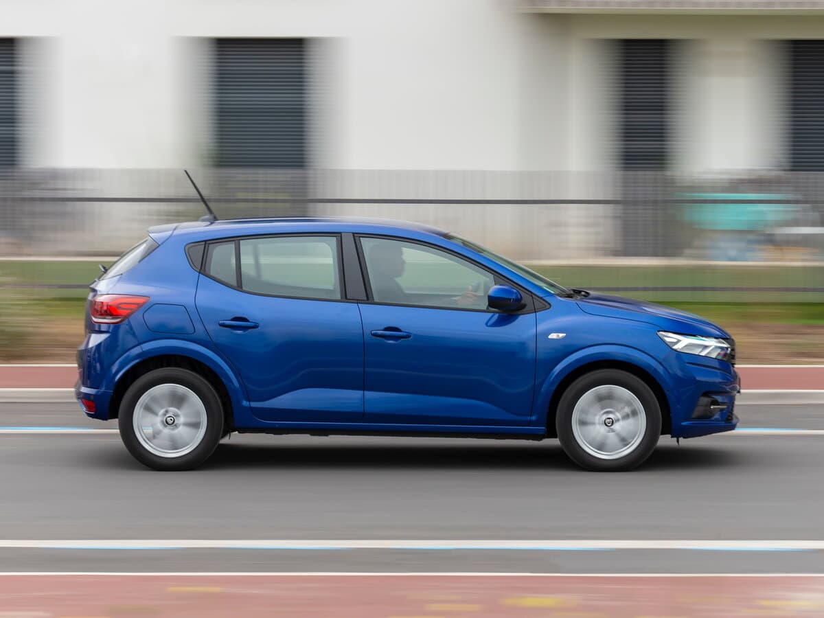 Dacia Sandero III — Yandan