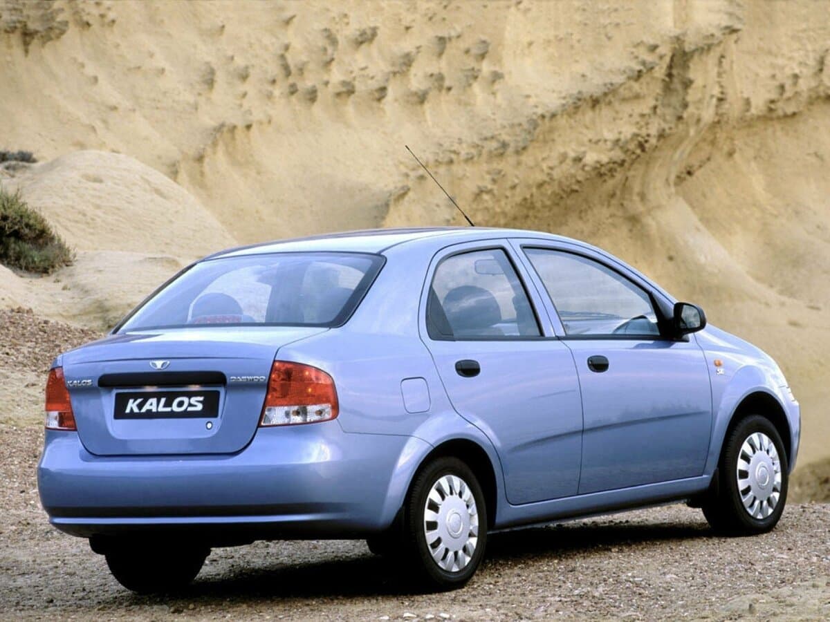 Daewoo Kalos 2002 – 2007 — 3/4 arxadan