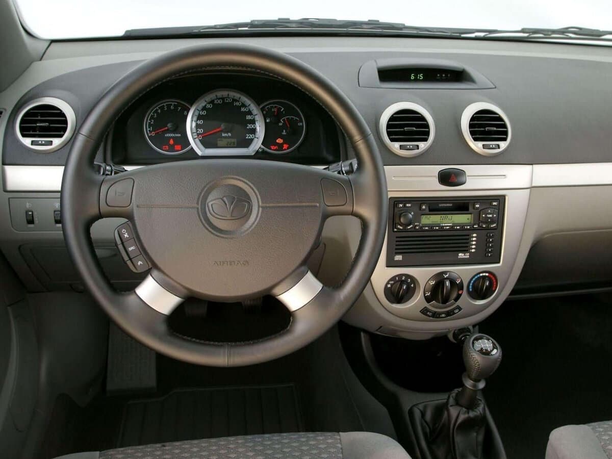 Daewoo Lacetti 2002 – 2010 — Sükan