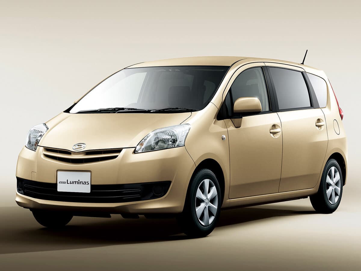 Daihatsu Boon Luminas 2008 – 2012 — Öndən
