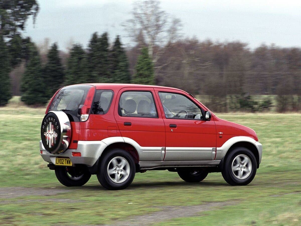 Daihatsu Terios I — Yandan