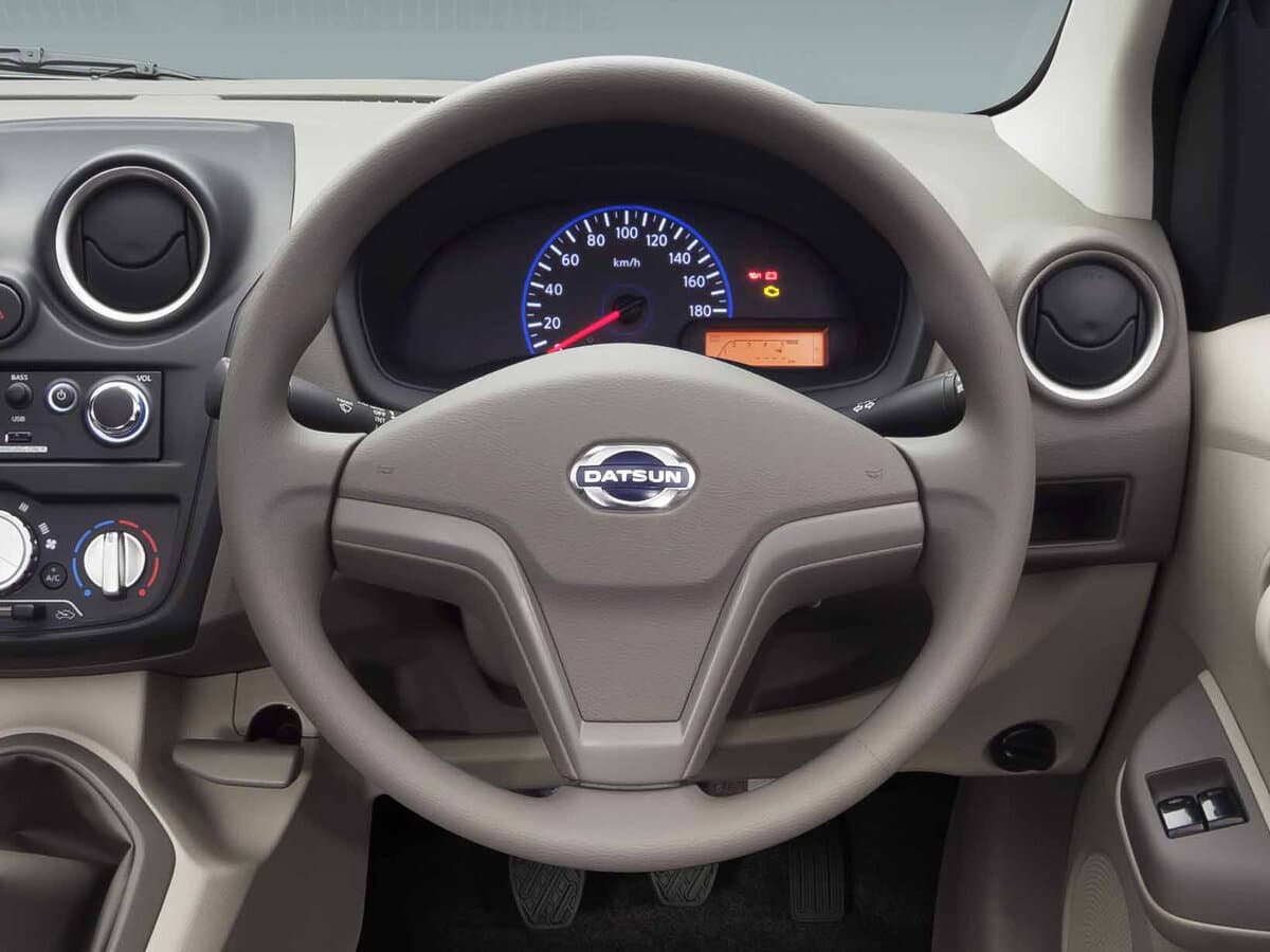 Datsun GO 2014 – 2020 — Sükan