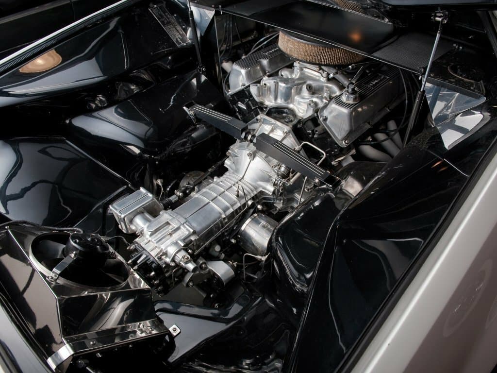 De Tomaso Pantera 1970 – 1991 — Salon, öndən