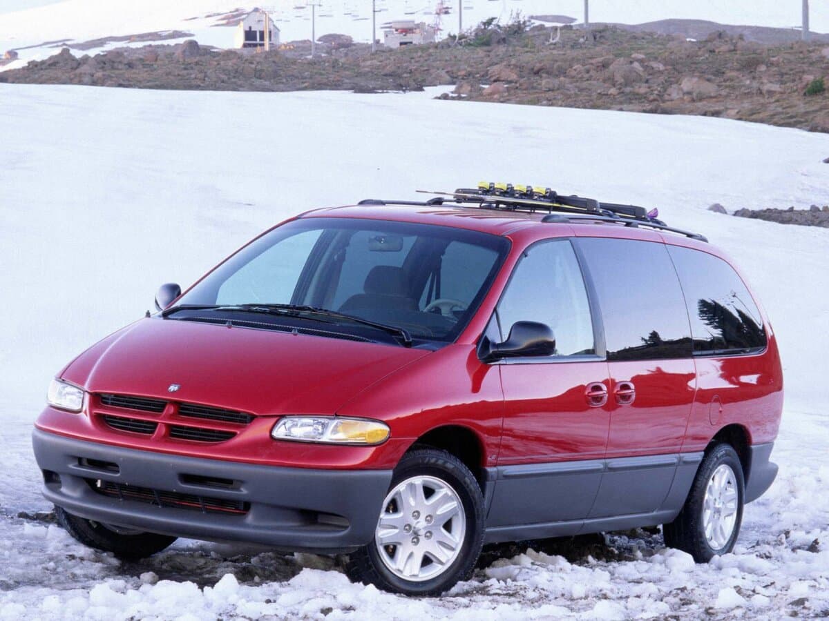 Dodge Caravan III — Öndən