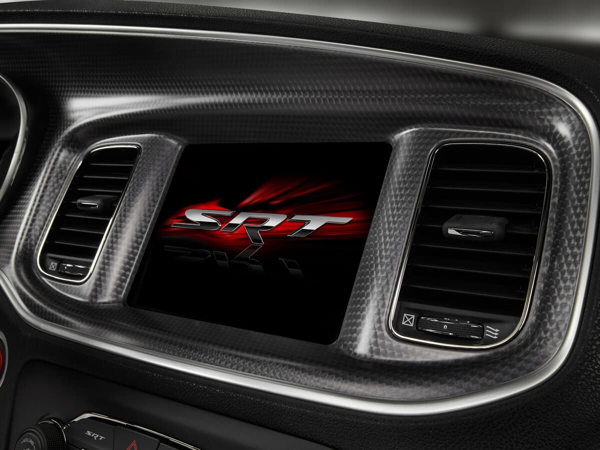 Dodge Charger VII (LD) Restayling — Salon, öndən