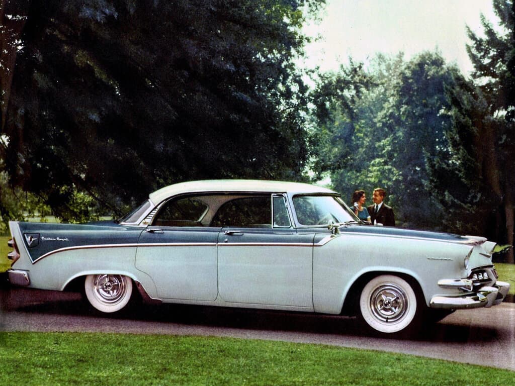 Dodge Custom Royal I — yandan görünüş