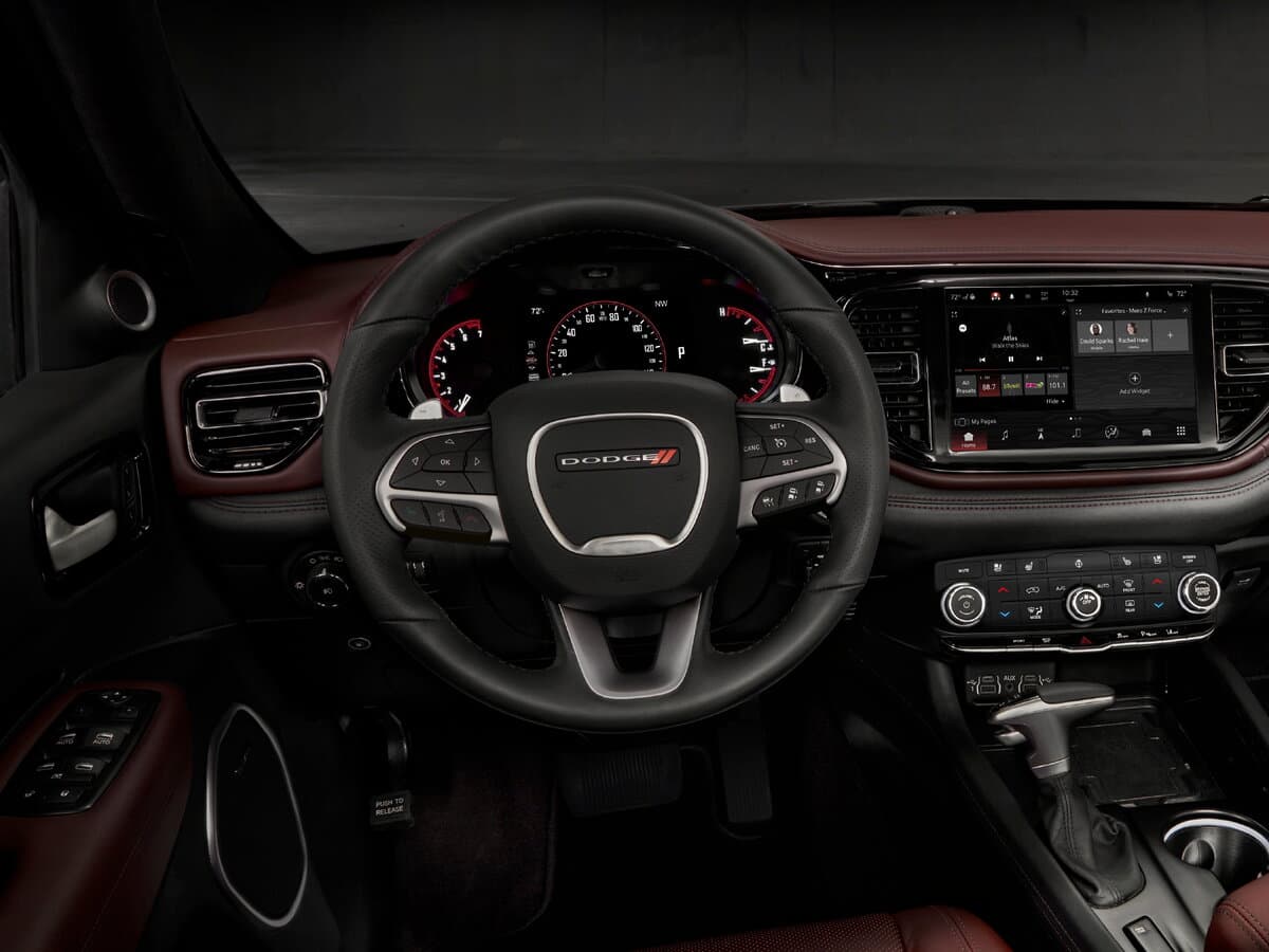 Dodge Durango III Restayling 2 — Sükan