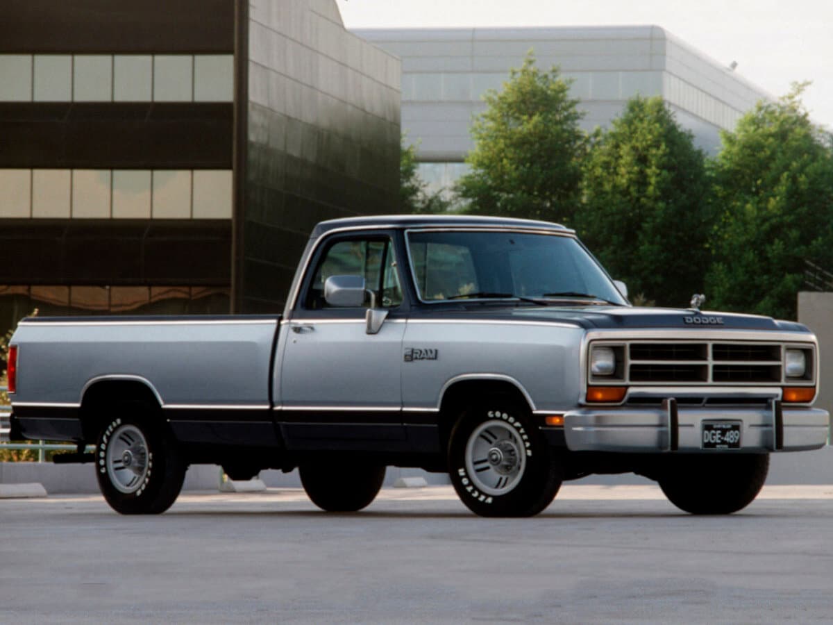Dodge RAM I (D/W) — Yandan
