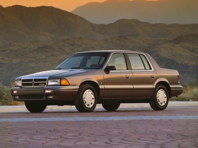 Dodge Spirit 1988 – 1995 — Əsas şəkil