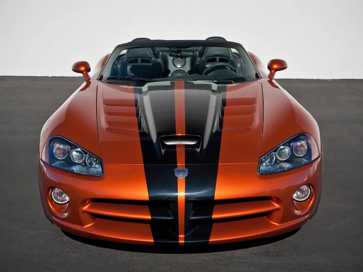 Dodge Viper IV — Öndən