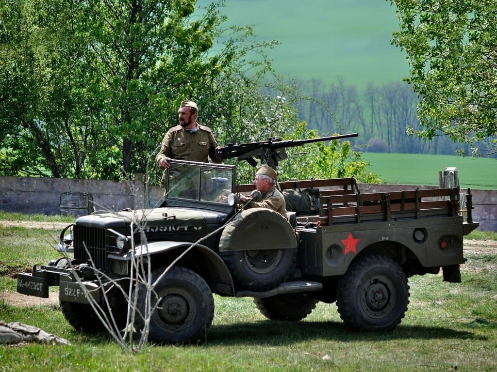 Dodge WC series T214 — Yandan