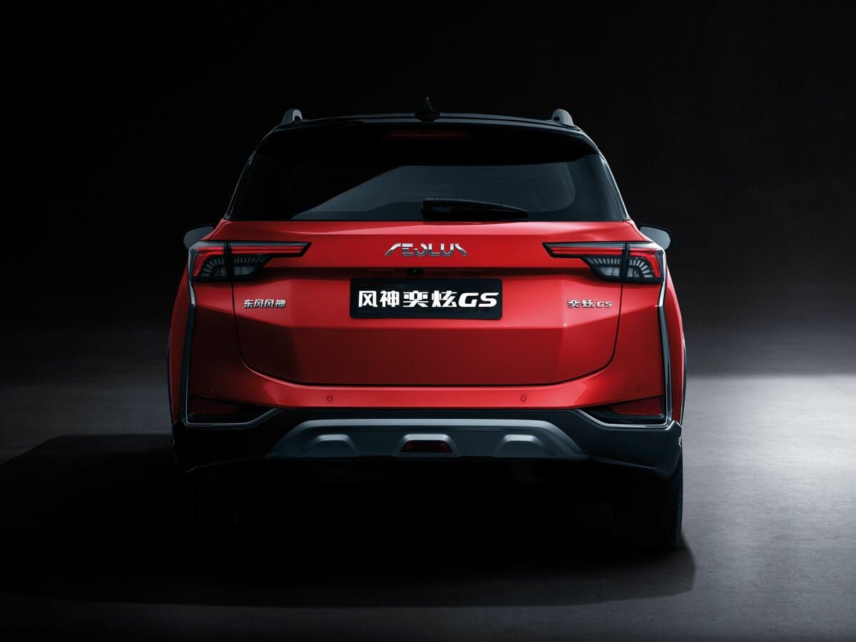 Dongfeng Aeolus Yixuan GS 2020 – indiyədək — Arxadan