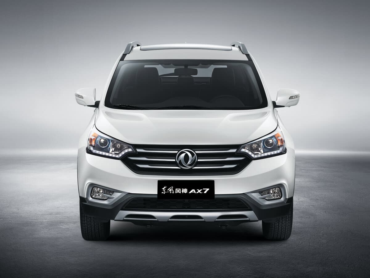 Dongfeng AX7 I — Öndən