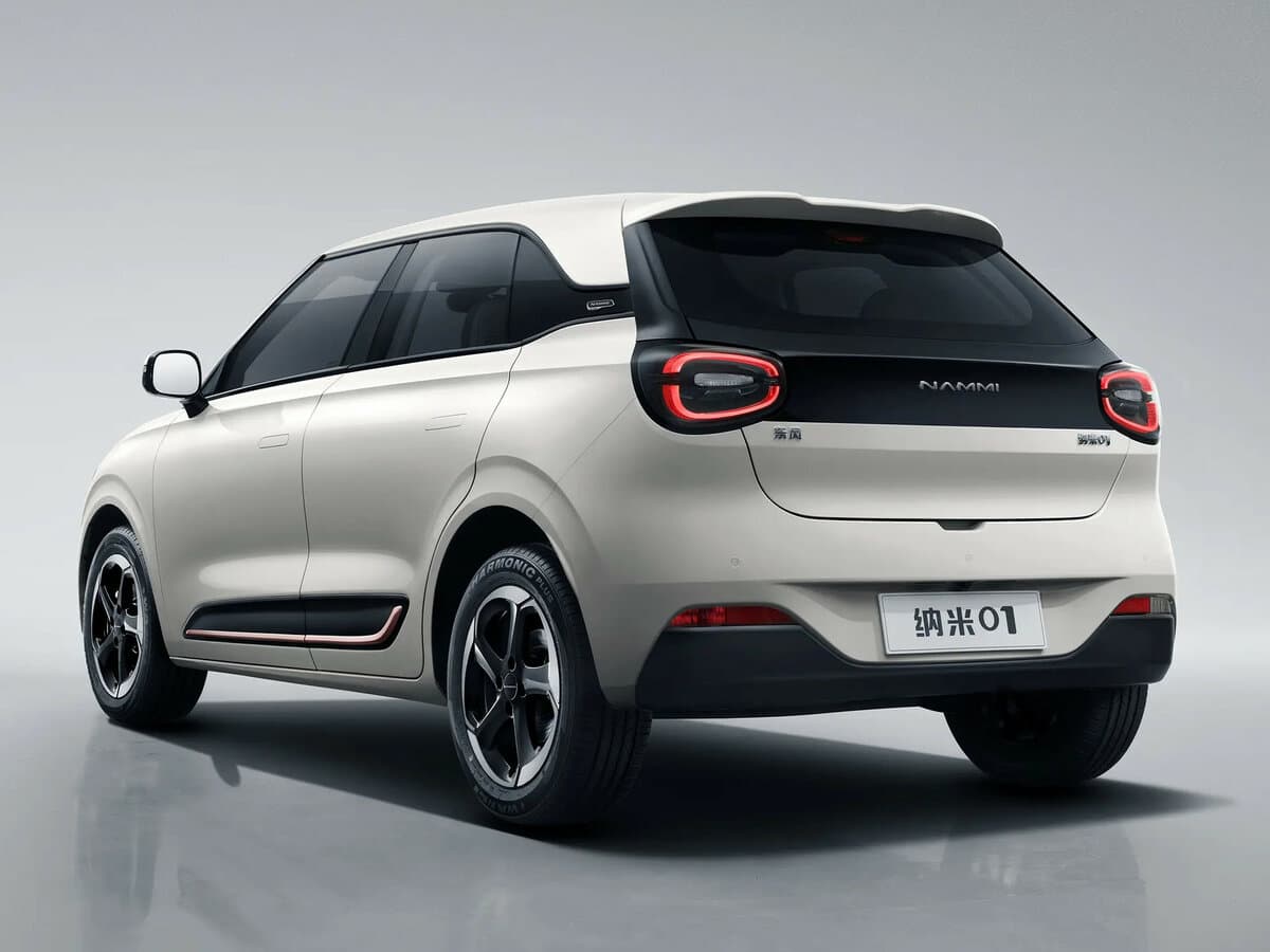 Dongfeng Nammi 01 2024 – indiyədək — 3/4 arxadan