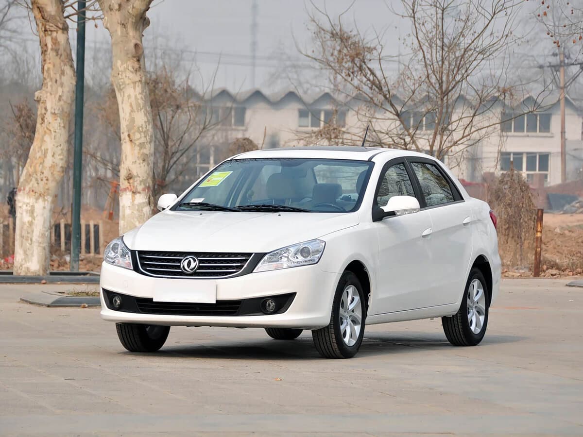 Dongfeng S30 2013 – 2017 — Əsas şəkil