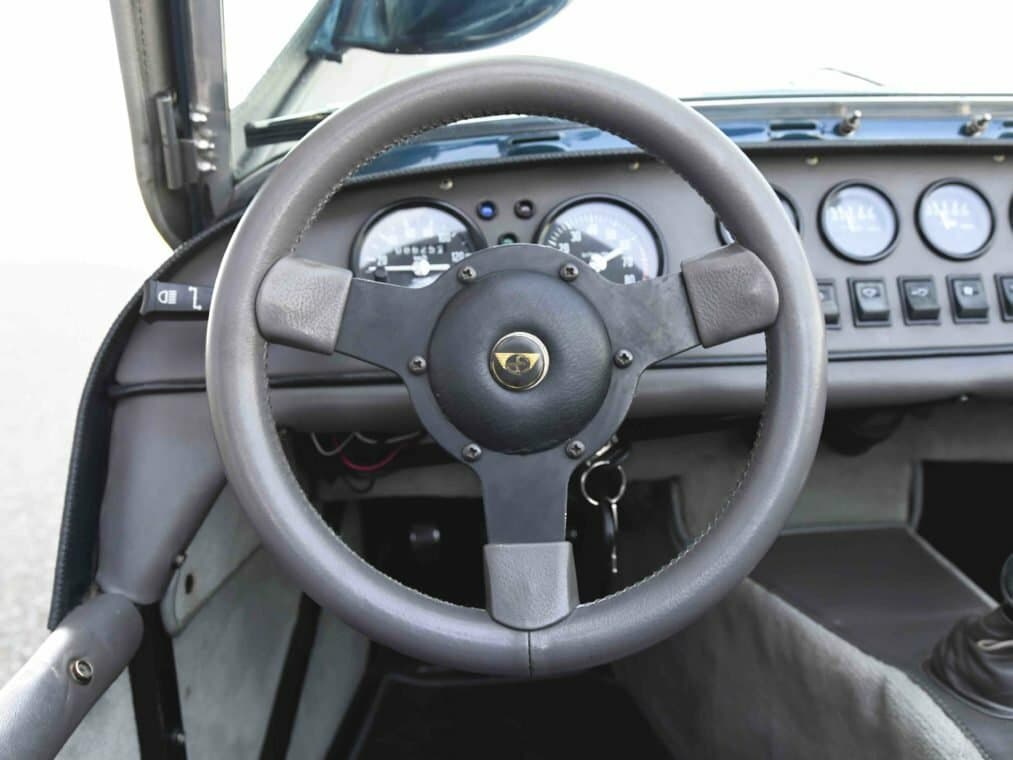 Donkervoort D8 Zetec 1993 – 1998 — Sükan