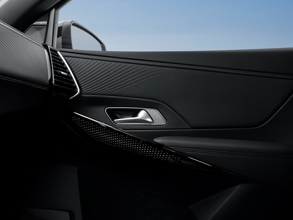 DS 7 Crossback I Restayling — Qapı