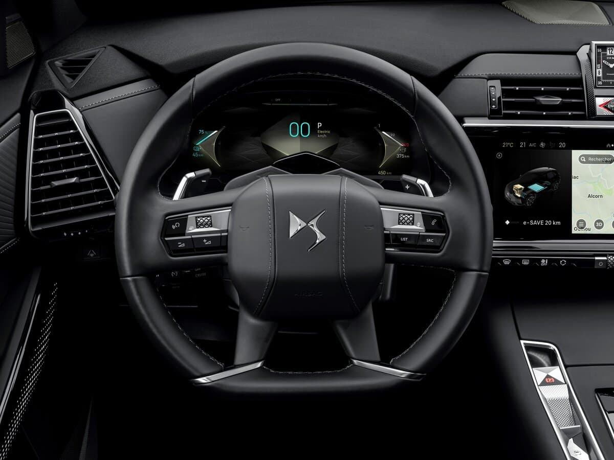 DS 7 Crossback I Restayling — Sükan