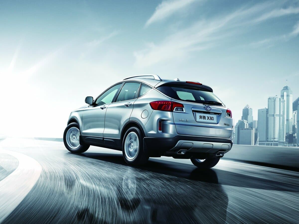FAW Besturn X80 I — 3/4 arxadan
