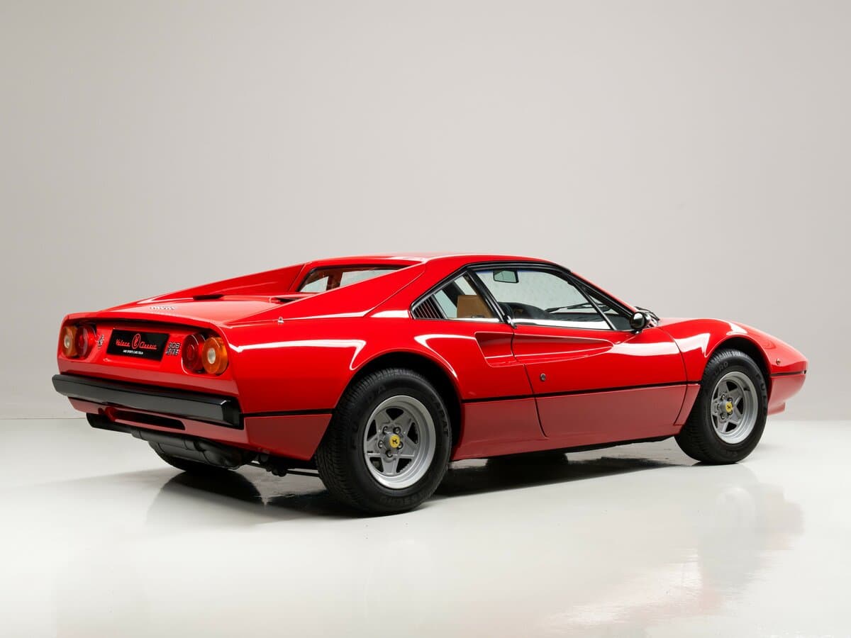Ferrari 208/308 1974 – 1989 — 3/4 arxadan