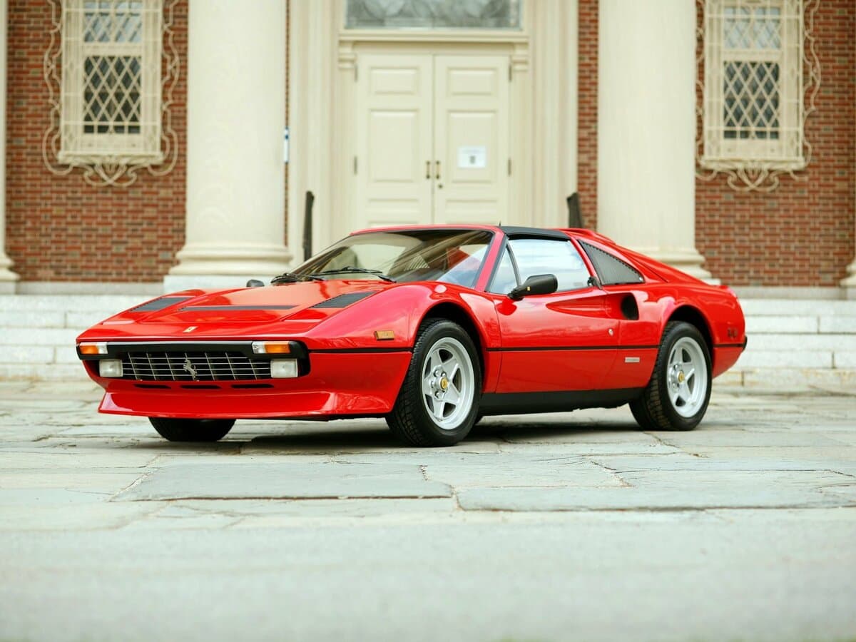 Ferrari 208/308 1974 – 1989 — Əsas şəkil
